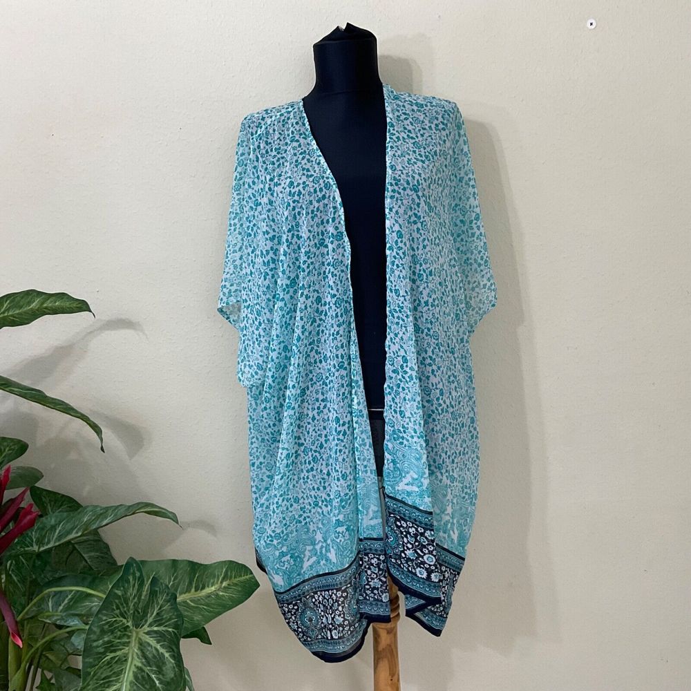 So It Is Kimono Women ‘s size M Open front light weight topper cover Teal blue